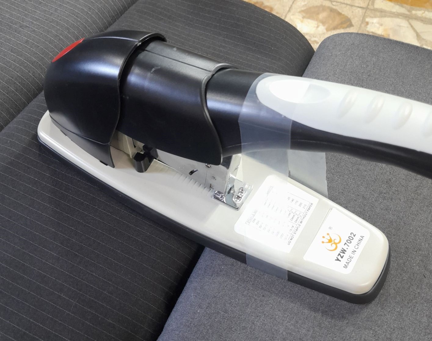 دستگاه منگنه زن قدرتی (آسان زن) YZW.7002